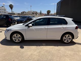 Volkswagen Golf 2022-thumb-4