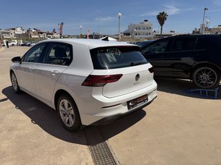 Volkswagen Golf 2022-thumb-7