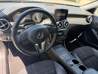 Mercedes-Benz A 180 2013 URBAN DIESEL-thumb-8