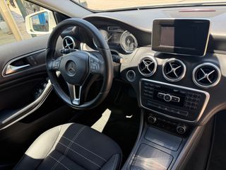 Mercedes-Benz A 180 2013 URBAN DIESEL-thumb-13
