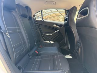 Mercedes-Benz A 180 2013 URBAN DIESEL-thumb-15