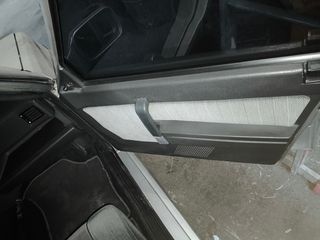 Alfa Romeo Alfa 75 1991-thumb-5