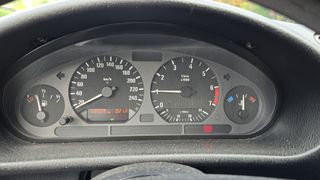 Bmw 318 1999 318i-thumb-6