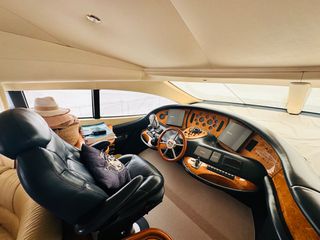 Azimut 2005 68 FLY  / Αριστο / Best Offers Encouraged !!!-thumb-15