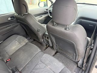 Peugeot 3008 2011 CROSS OVER 1.6 HDi 115hp-thumb-25