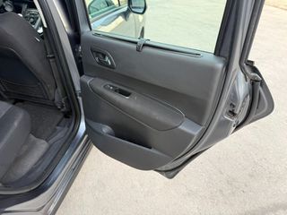 Peugeot 3008 2011 CROSS OVER 1.6 HDi 115hp-thumb-34