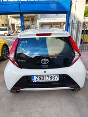Toyota Aygo (X) 2020-thumb-3