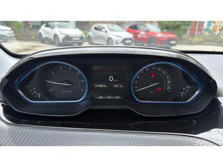 Peugeot 2008 2016 1.2 PURETECH 110 ALLURE-thumb-10