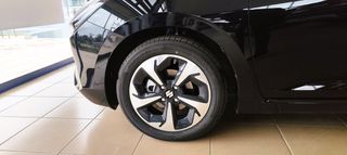 Suzuki Swift 2026 1.2 GLX HYBRID  ALLGRIP-thumb-8