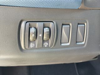 Renault Clio 2015 LIMITED EDITION SW-thumb-43
