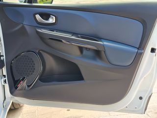 Renault Clio 2015 LIMITED EDITION SW-thumb-53