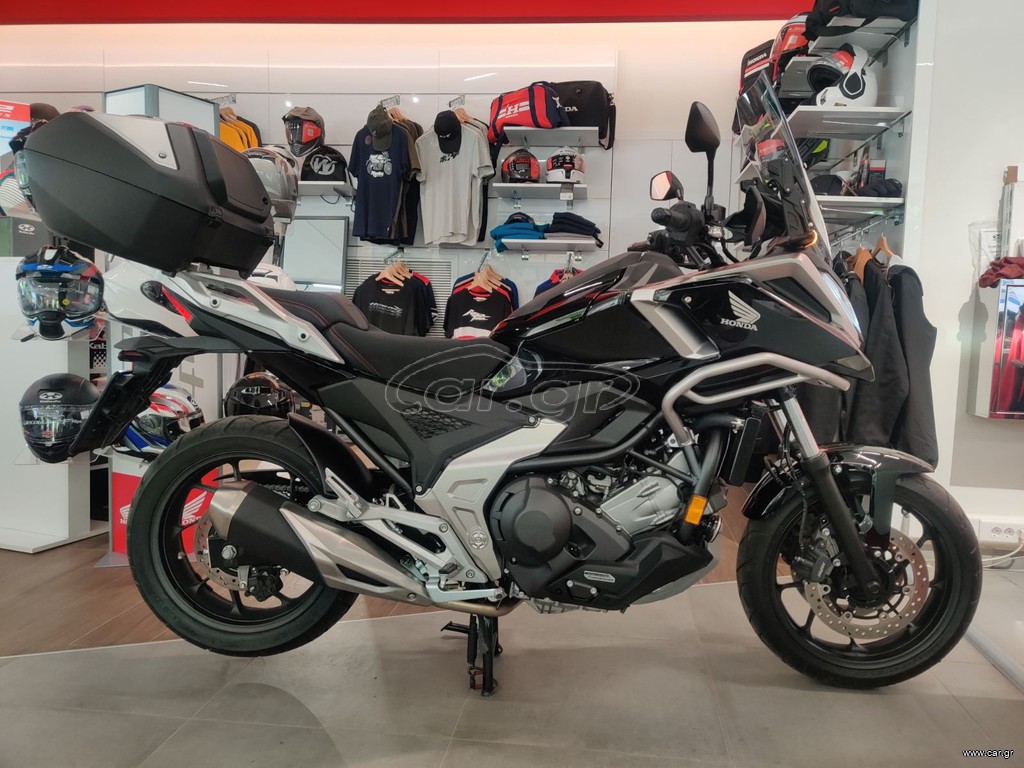 Honda NC 750X 2026 DCT