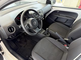 Volkswagen Up 2015-thumb-14