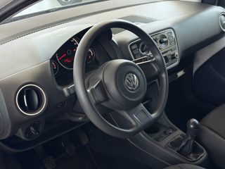 Volkswagen Up 2015-thumb-13