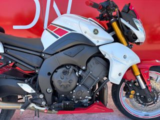 Yamaha FZ8 2012 50th Anniversary-thumb-11