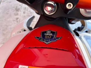 Yamaha FZ8 2012 50th Anniversary-thumb-19