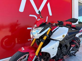 Yamaha FZ8 2012 50th Anniversary-thumb-29