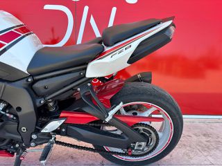 Yamaha FZ8 2012 50th Anniversary-thumb-30
