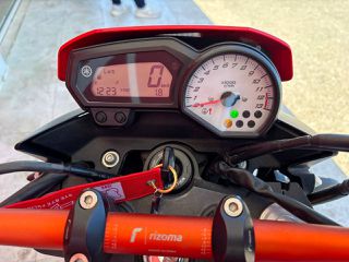 Yamaha FZ8 2012 50th Anniversary-thumb-33