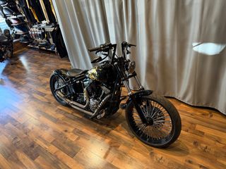 Harley Davidson Softail 2011 Black line-thumb-4