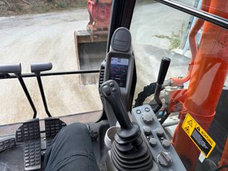 Εκσκαφάκι (διαβολάκι) Hitachi 2015 ZX85-US-5A *8200kg*COMPACT/1ο ΧΕΡΙ/ΕΞΑΙΡΕΤΙΚΗ ΚΑΤΑΣΤΑΣΗ.-thumb-14