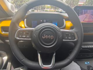 Jeep Avenger 2023 SUMMIT BEV-thumb-9