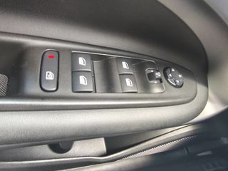 Jeep Avenger 2023 SUMMIT BEV-thumb-18
