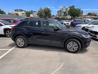 Volkswagen T-Roc 2022 VOLKSWAGEN T-ROC 1.0i 12v TSi Life-5d-thumb-3