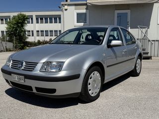 Volkswagen Bora 2002 1.4 16V-thumb-2