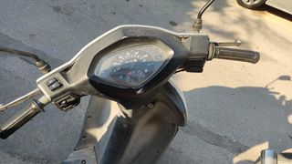 Honda LEAD 2004 100CC-thumb-3