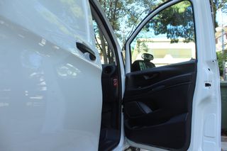 Κλούβα Mercedes-Benz 2020 VITO 114 3ΘΕΣΙΟ 136HP EU6 CARPLAY ΟΘΟΝΗ PDC CRUISE LANΕ ASS.-thumb-10