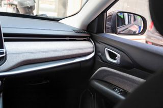 Jeep Compass 2022 1.3 T4 150hp Longitude (Automatic)-thumb-28