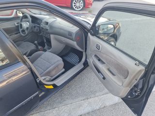 Toyota Corolla 2000-thumb-13