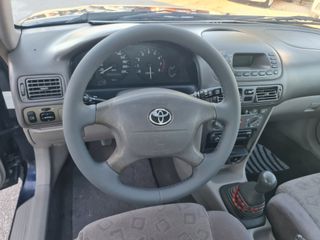 Toyota Corolla 2000-thumb-11