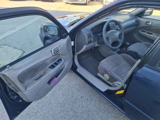 Toyota Corolla 2000-thumb-8