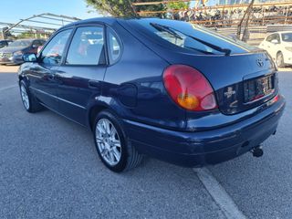 Toyota Corolla 2000-thumb-6