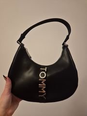 ΑΦΟΡΕΤΗ TOMMY JEANS ΤΣΑΝΤΑ ΩΜΟΥ