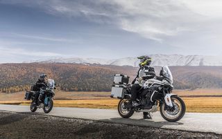 CFmoto 800MT Explore Edition 2026 ES GT ΜΕ ΤΡΙΒΑΛΙΤΣΟ-thumb-4