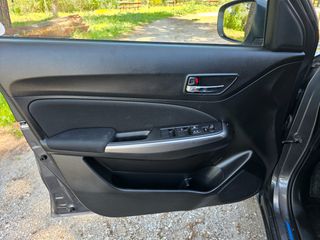 Suzuki Swift 2021 PIZ SULAI 4X4-thumb-8