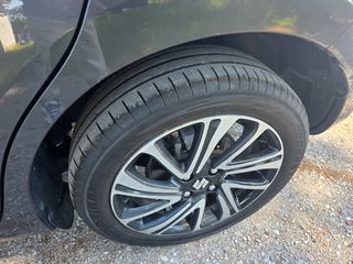 Suzuki Swift 2021 PIZ SULAI 4X4-thumb-38