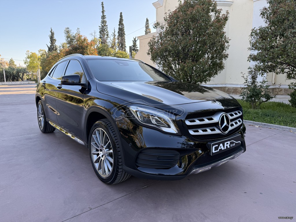 Mercedes-Benz GLA 180 2019 AMG -PANORAMA-CAMERA-OFF ROAD PACKAGE