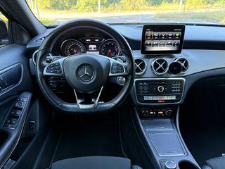 Mercedes-Benz GLA 180 2019 AMG -PANORAMA-CAMERA-OFF ROAD PACKAGE-thumb-13