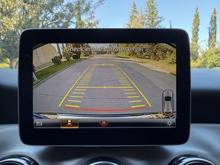 Mercedes-Benz GLA 180 2019 AMG -PANORAMA-CAMERA-OFF ROAD PACKAGE-thumb-16