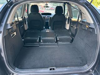 Citroen C4 Picasso 2013 1.6 eHDi Automatic-thumb-17