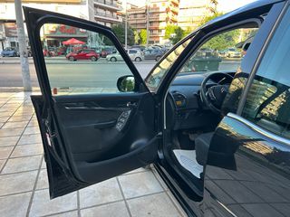 Citroen C4 Picasso 2013 1.6 eHDi Automatic-thumb-18