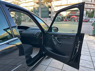 Citroen C4 Picasso 2013 1.6 eHDi Automatic-thumb-24