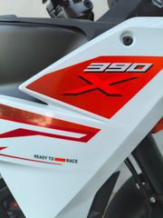 KTM 390 ADVENTURE X 2026-thumb-1