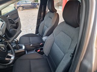 Renault Captur 2021-thumb-56