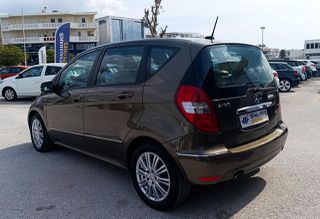 Mercedes-Benz A 150 2009-thumb-1