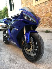 Yamaha YZF 1000 2007 R1-thumb-3